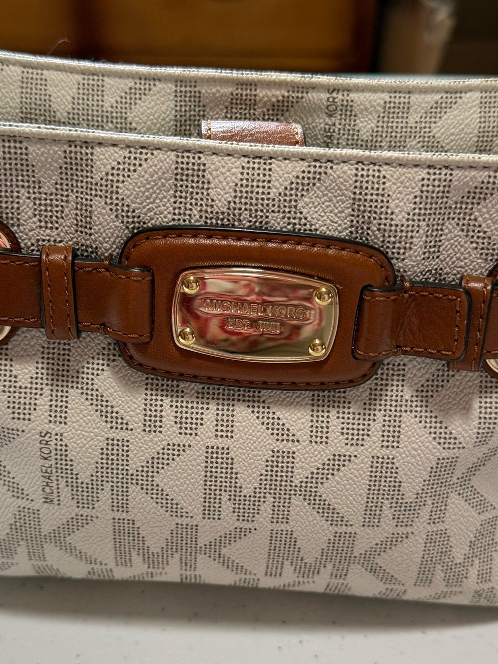 Michael Kors Hamilton Medium Messenger Crossbody Bag Vanilla MK Signature NWT